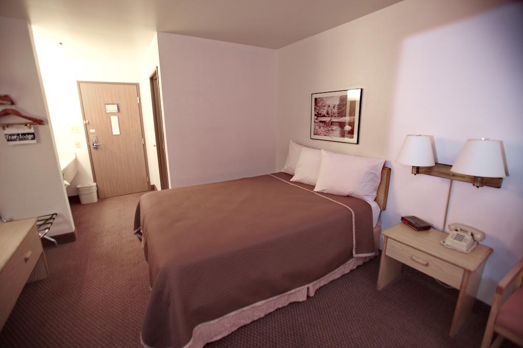 Travelodge By Wyndham Elko Nv Room photo